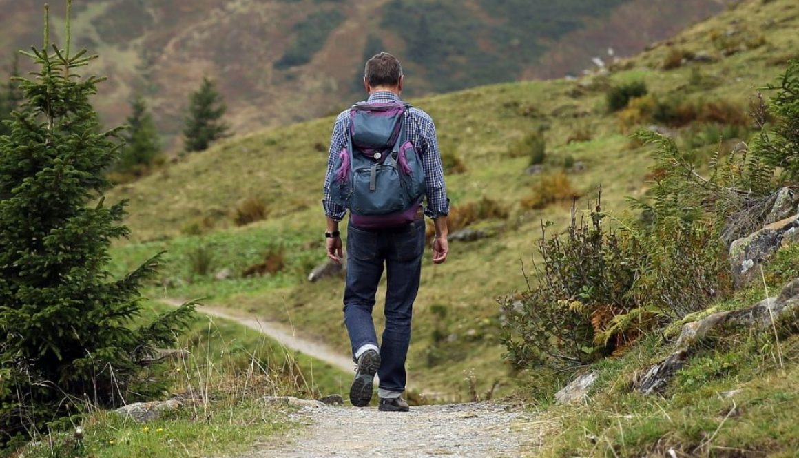 mountaineering-455338_1280-min